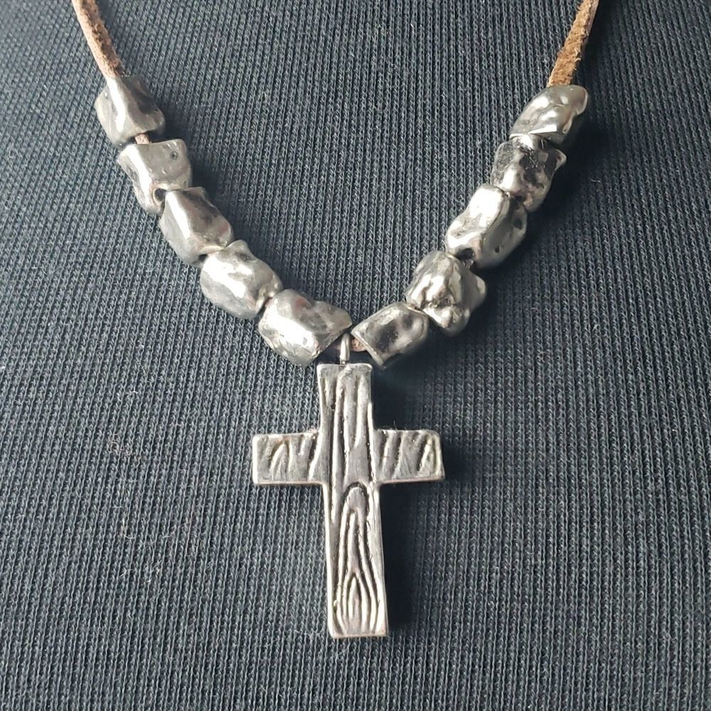 Cross Necklace - Picture 3 of 3